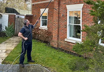 Window cleaning - Clear Vision Cleaning